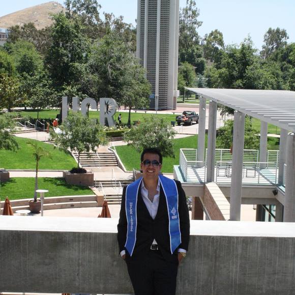 Meet your Posher, Alex - Picture 1 of 1